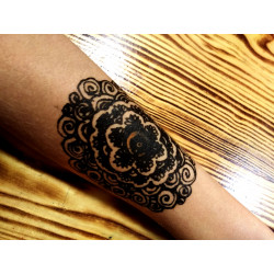 Set di henné per tatuaggi multicolore, 9 coni